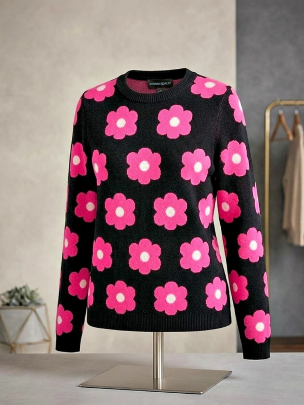 Cynthia Rowley Daisy Print Crewneck Sweater Black & Pink Large